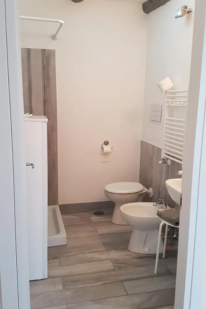 Bed and Breakfast Il Miracolo à Naples 2*,